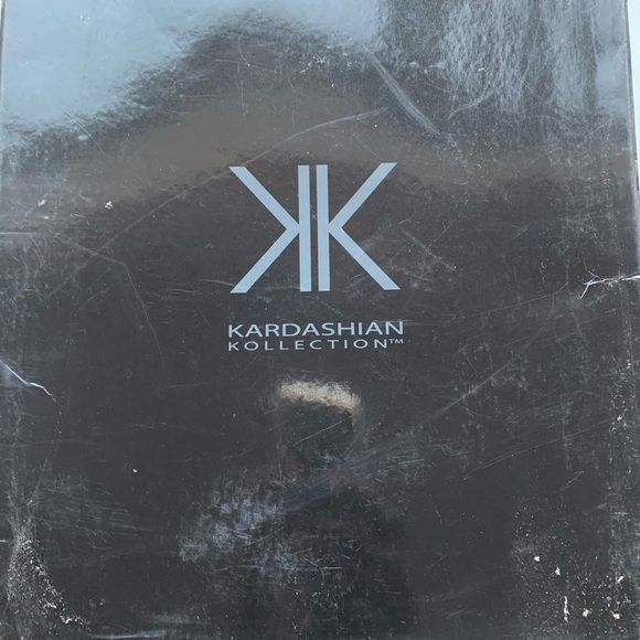 Kardashian Kollection Over the Knee boot - Picture 3 of 4